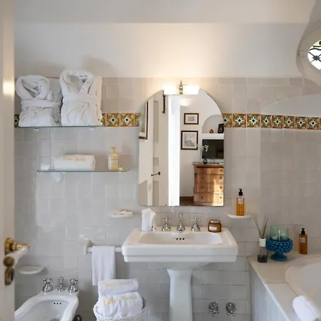 Ξενοδοχείο με διαμερίσματα Casa Merce 4*